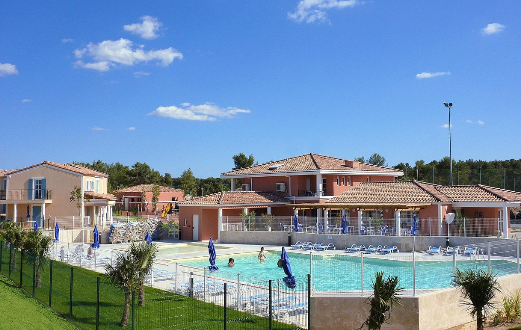 Slide Résidence Les Maisons du Golf de la Cabre d'Or *** by Ateya - Cabriès - Piscine extérieure