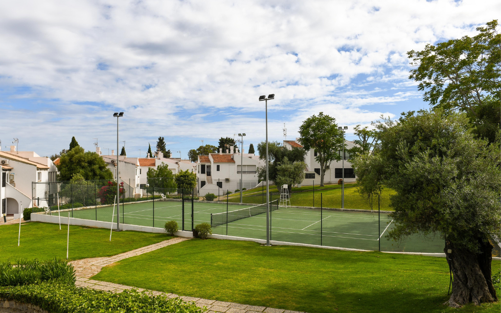 Slide Pedras del Rei - Santa Luzia - Tennis