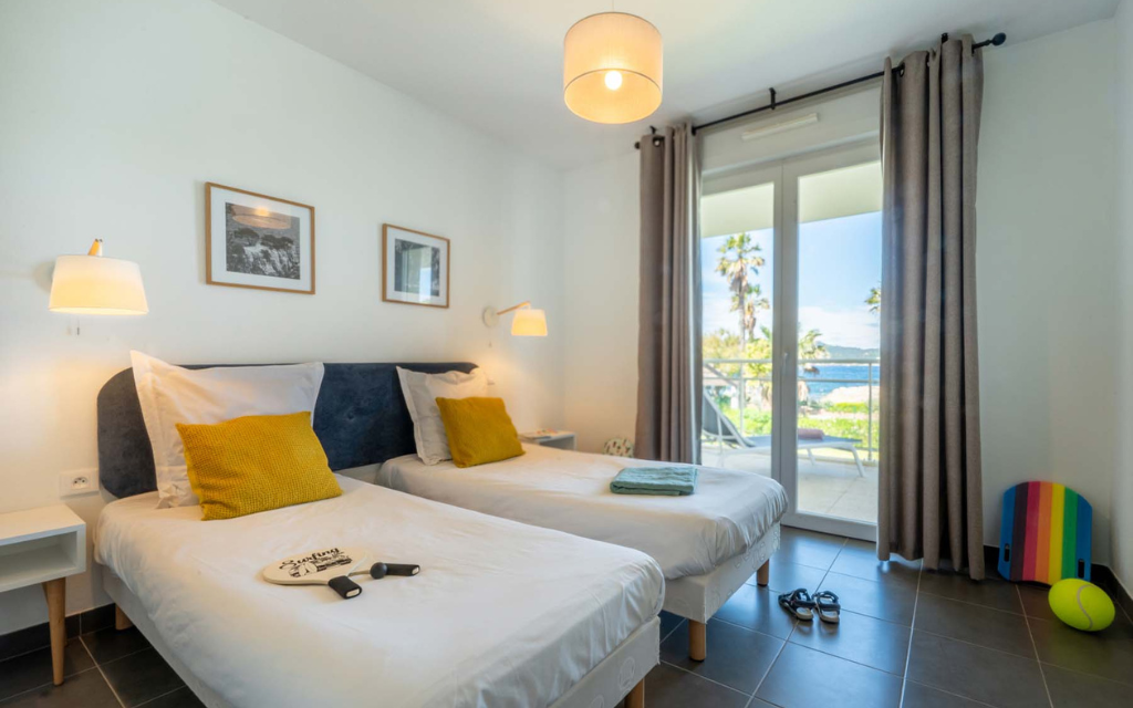 Slide Residence Le Cap Azur **** - Saint-Mandrier - Single bedroom