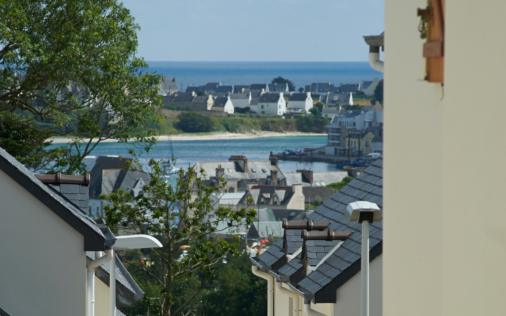 Slide Residence Le Domaine de la Baie *** - Audierne - View from Audierne