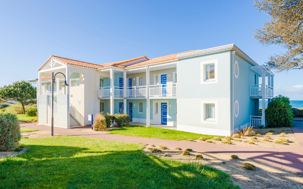 Slide Résidence L'Estran *** - Sables d'Olonne - Résidence avec vue mer