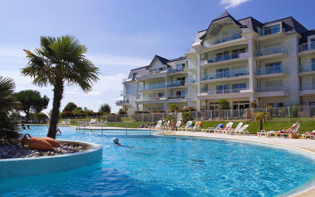 Slide Résidence Les Maisons de Fontenelles - Saint Gilles Croix de Vie - Location en Vendée avec piscine