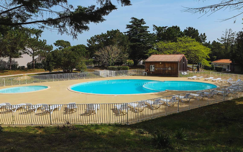 Slide Résidence Les Hameaux des Sables Vignier *** - Saint Georges d'Oléron - Location avec piscine à Saint Georges d'Oléron