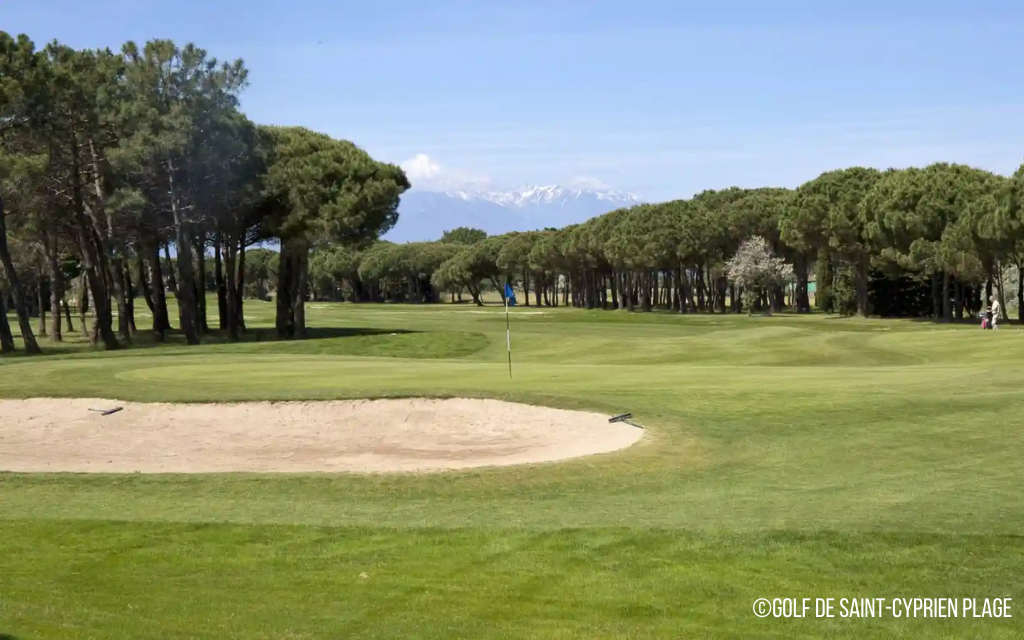 Slide Résidence du Golf *** - Saint-Cyprien Plage - Location de vacances proche d'un golf