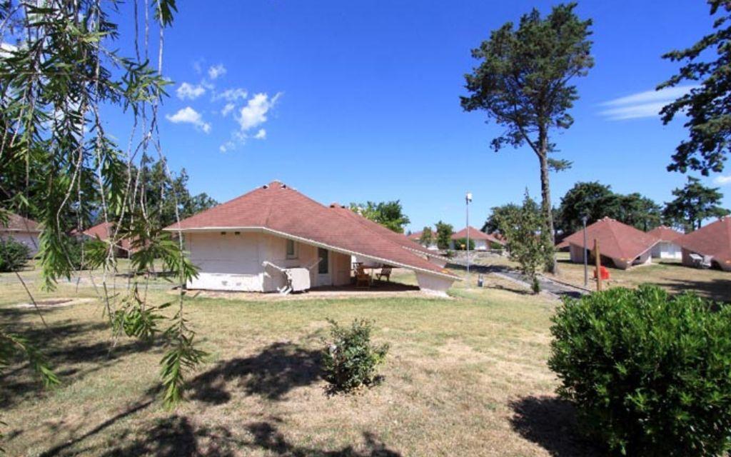 Slide Le Village des Isles - bungalows