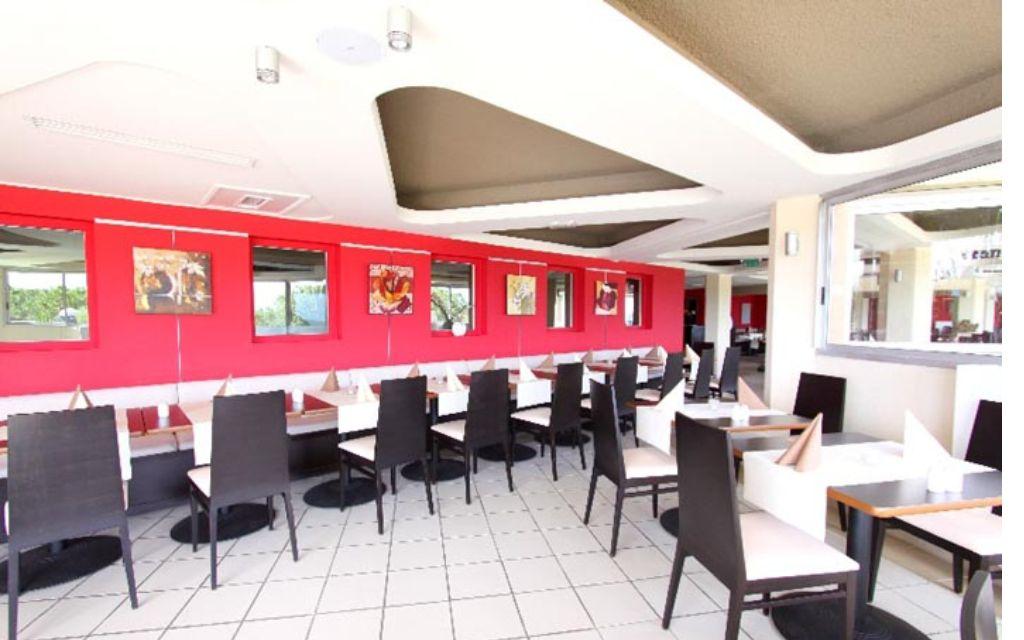 Slide Le Village des Isles - restaurant