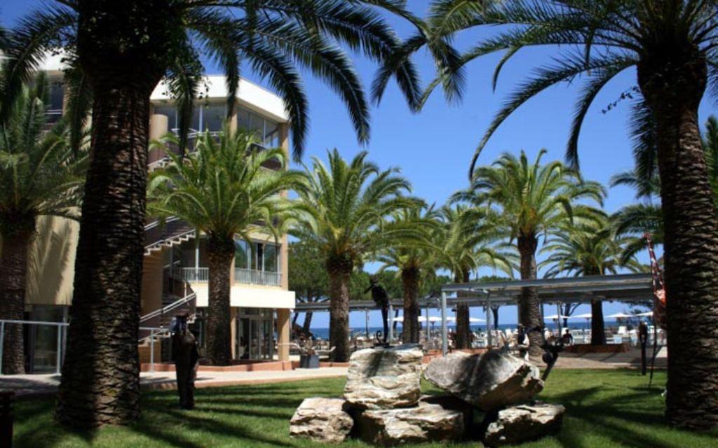 Slide Le Village des Isles - extérieur
