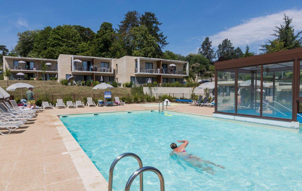 Slide Résidence Le Clos St Michel - Chinon - piscine