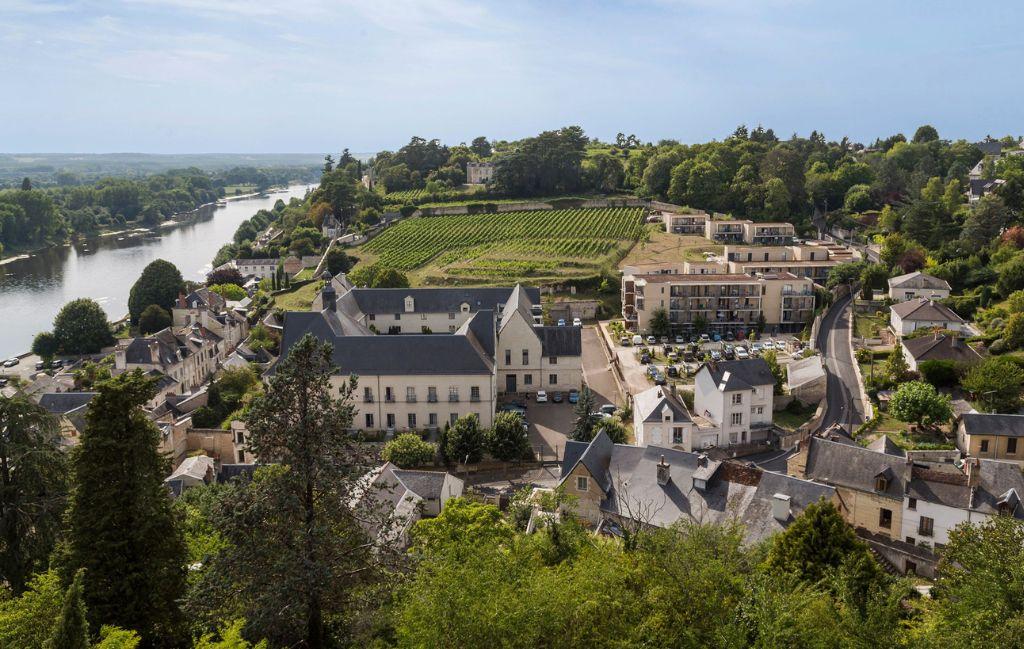 Slide Résidence Le Clos St Michel - Chinon - vue exterieur