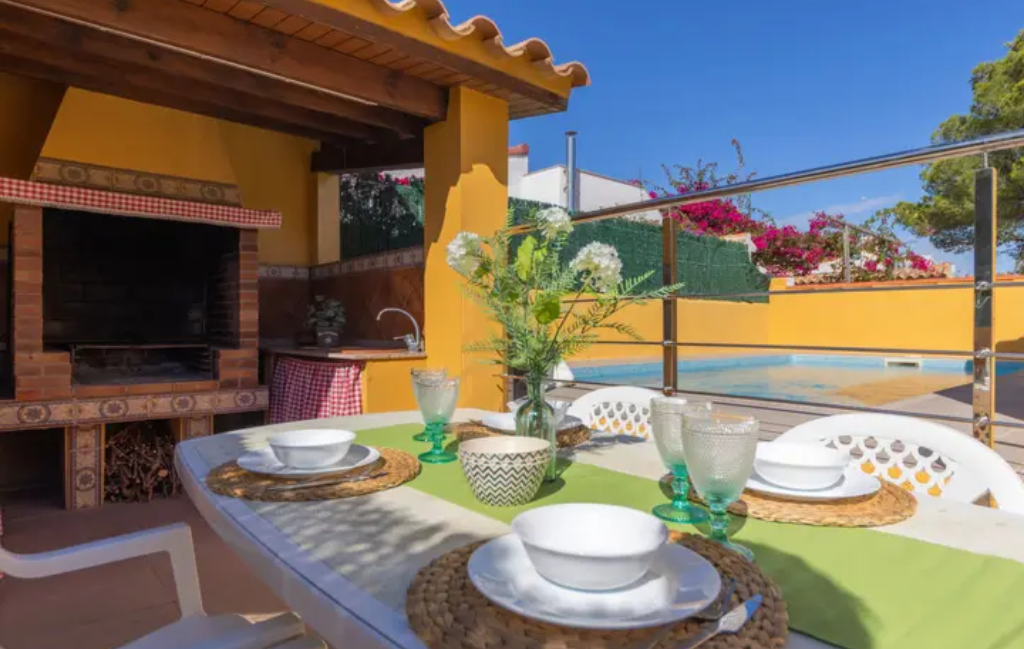 Slide Maison Ernestina - Deltèbre - Rental holidays with private swimming pool in Spain
