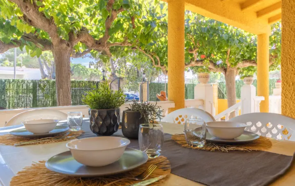 Slide Maison Ernestina - Deltèbre - Rental holidays with private swimming pool in Spain - terrace
