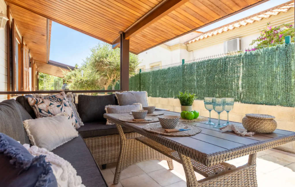Slide Maison Tropical - Deltebre - Rental holidays in Spain in private house with swimming pool - terrace