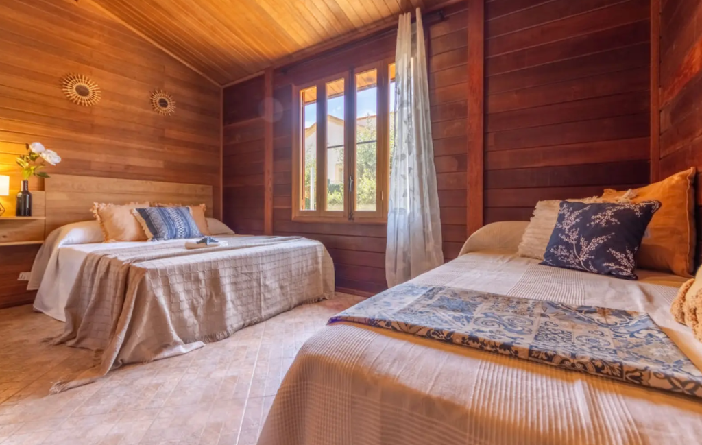 Slide Maison Tropical - Deltebre - Rental holidays in Spain in private house with swimming pool - twin bedroom