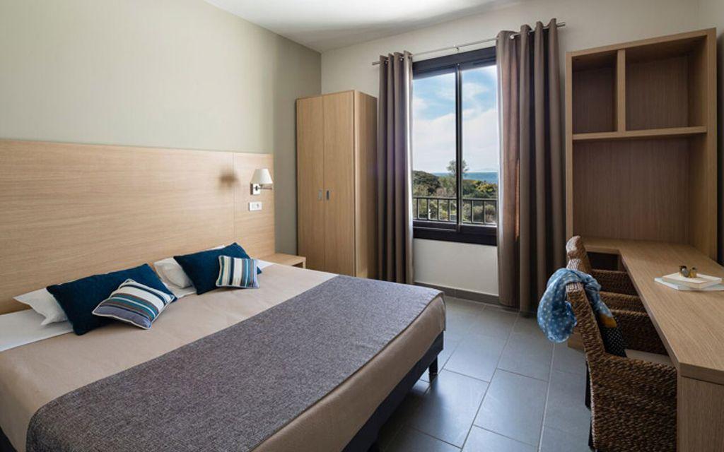Slide Appartement Embiez - chambre double 1