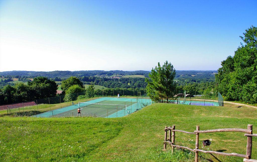 Slide Résidence Les Hautes de Marquay - tennis
