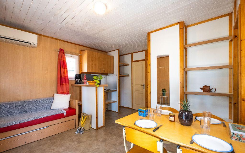 Slide Camping Les Chalets de la mer - Océane intérieur