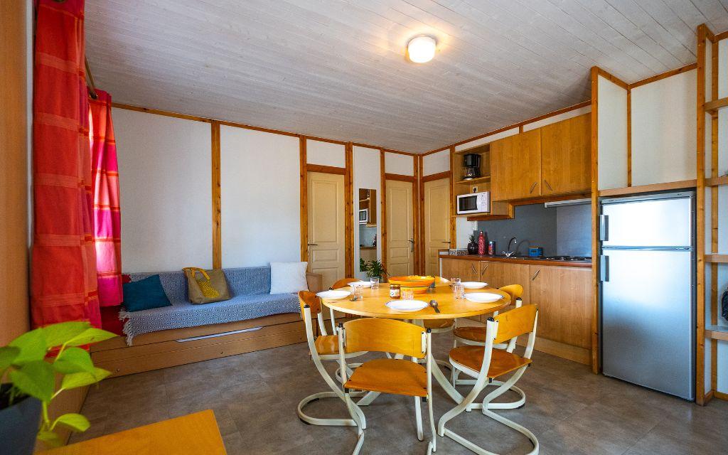 Slide Camping Les Chalets de la mer - Calypso intérieur