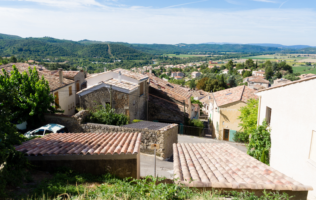 Slide Résidence La Licorne de Haute-Provence - extérieur