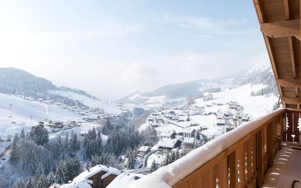 Slide Le village de Lessy**** -vue