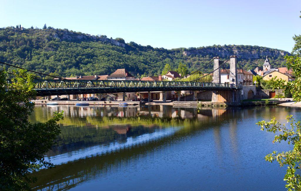 Slide Village de Cajarc avec Pont sur le Lot