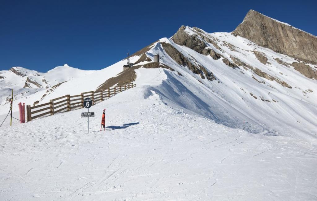 Slide Pistes enneigées dans la station de la Foux d'Allos