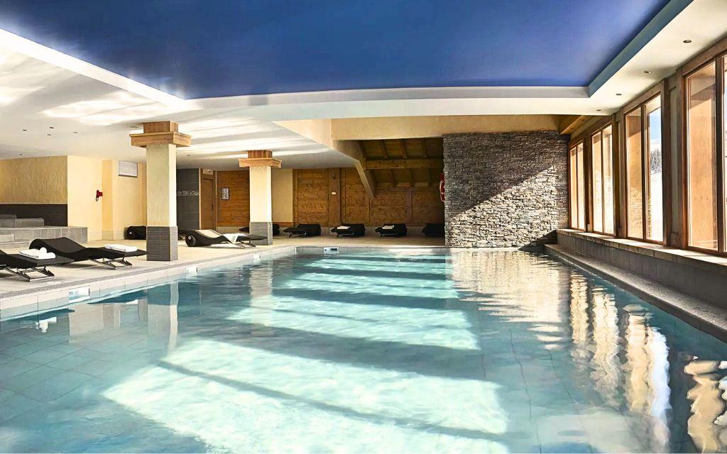 Slide Heated indoor pool at the Le Village de Lessy residence