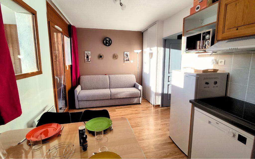 Slide Appartements Etoiles d'Orion by ATEYA VACANCES living room