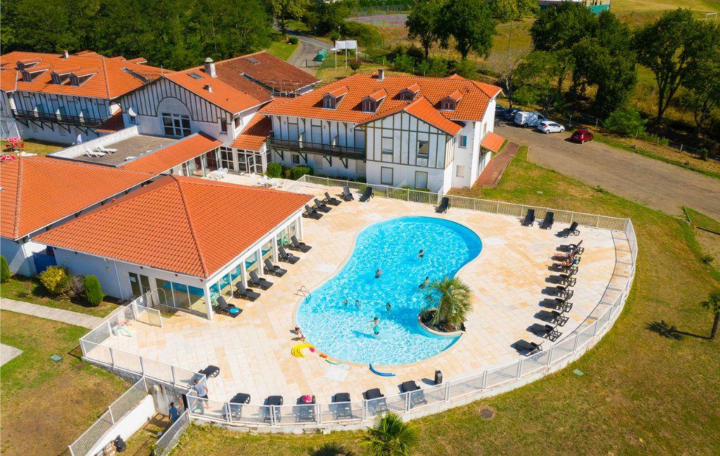 Slide Aerial view of the Hameau de la Chalosse in the heart of the Landes in Cassen