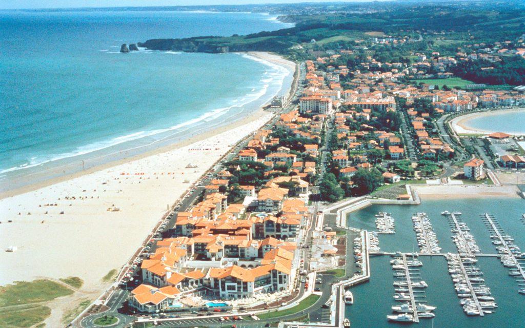Slide Aerial view of the Sokoburu residence overlooking the port of the city of Hendaye