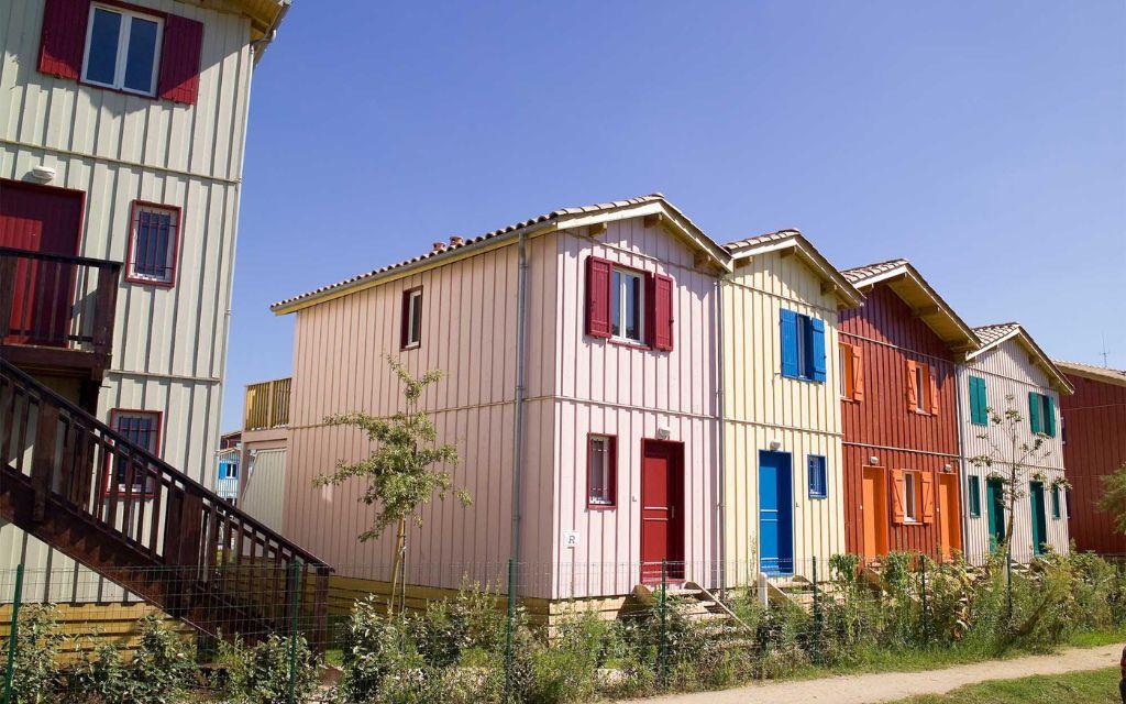 Slide A colourful and welcoming residence close to the Arcachon Bay