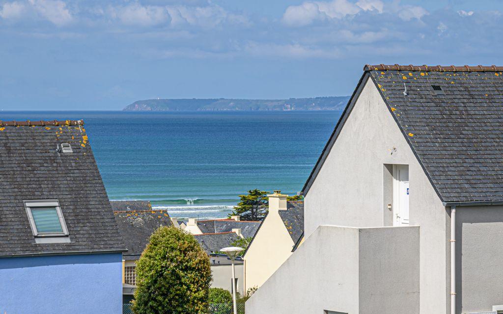 Slide Vue sur l’océan depuis les terrasses de Pentrez à Saint-Nic