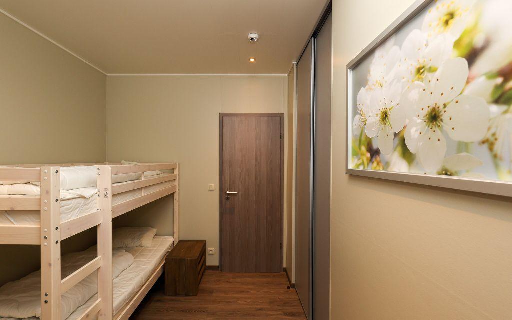 Slide Chambre pour enfants avec lits superposés au Domaine Golden Lakes Village