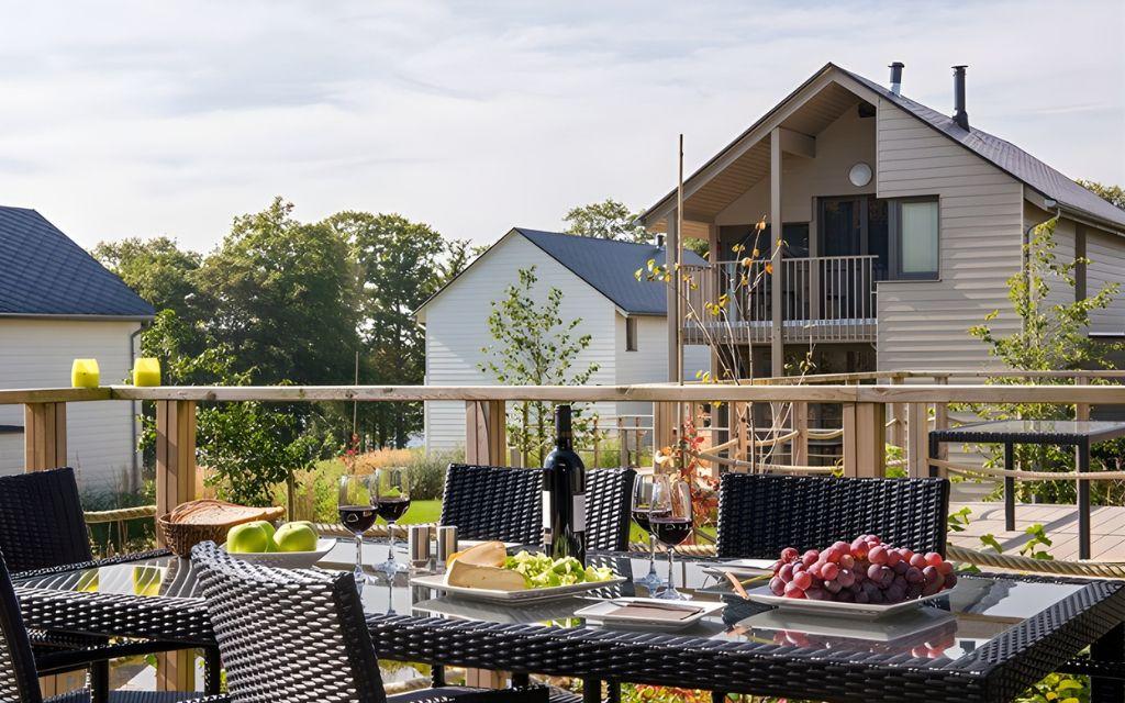 Slide Enjoy the outdoors with furnished terraces at Golden Lakes Village Estate