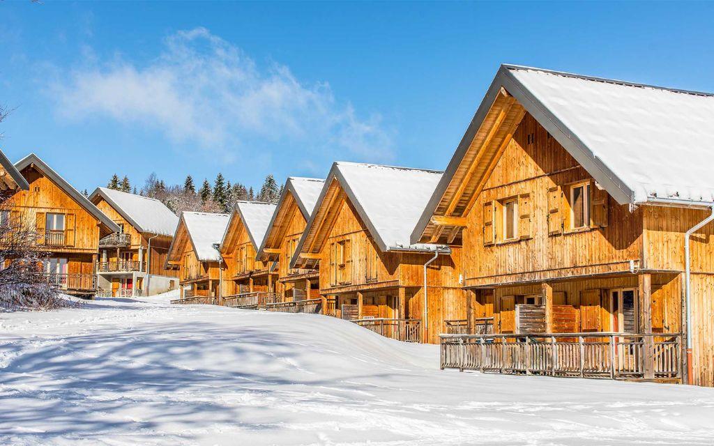 Slide Les Chalets du Berger vue d'extérieur