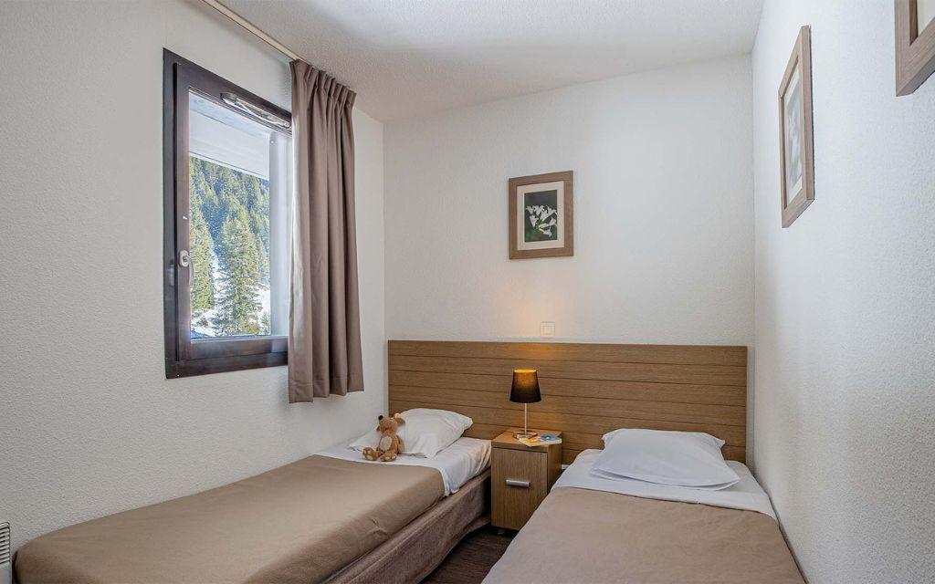 Slide Twin bedroom, ideal for children, in the apartments at Les Terrasses de Veret Residence in Flaine