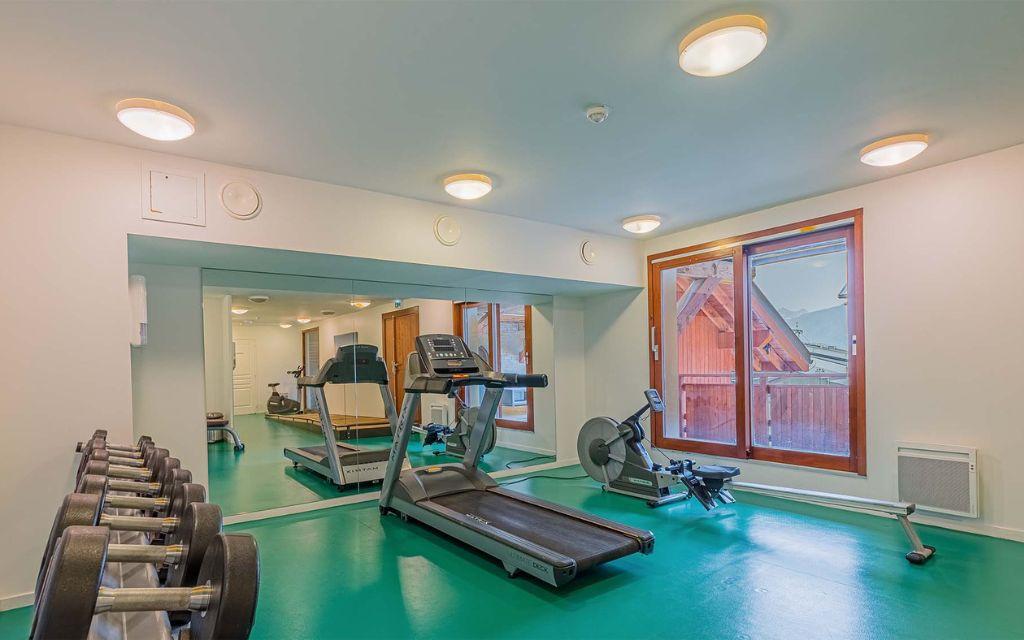 Slide Fitness room available during your stay at Les Épinettes Residence in Vaujany