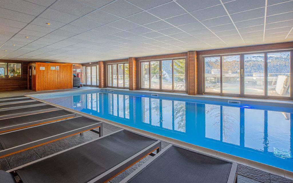 Slide Piscine intérieure de la Résidence Les Terrasses de Veret à Flaine
