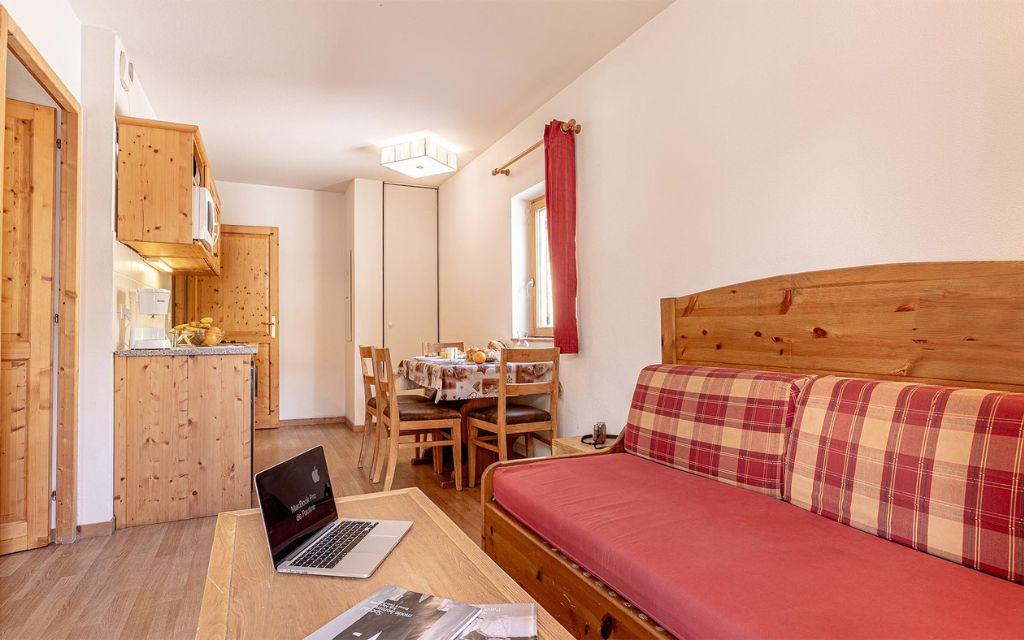 Slide Livingroom with sofa in the apartments at Les Fermes de Saint Sorlin Residence