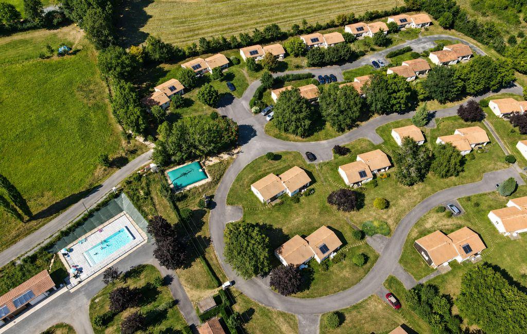 Slide Aerial view of the Lambon estate at Praille-la-couarde