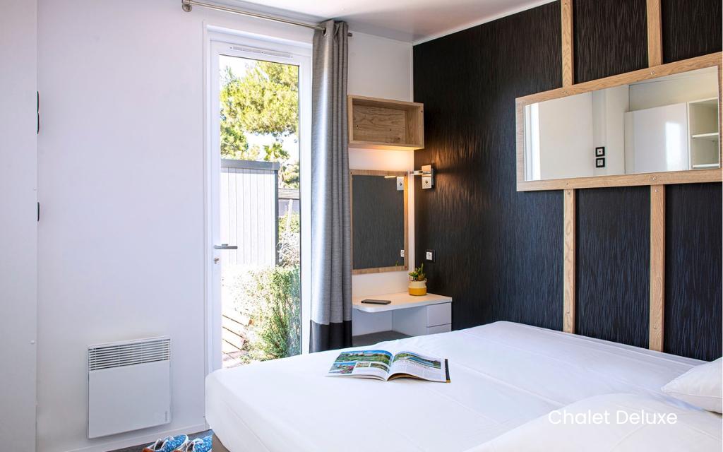 Slide Chambre chalet deluxe - camping les muriers à Vendres