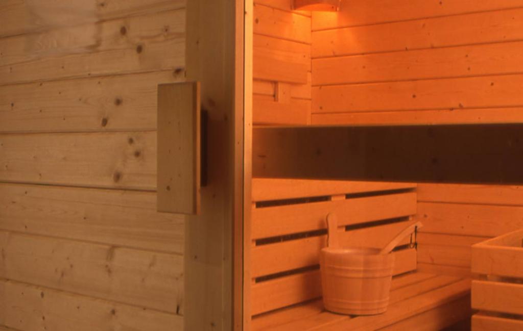 Slide Sauna de la résidence les Roches Douvres