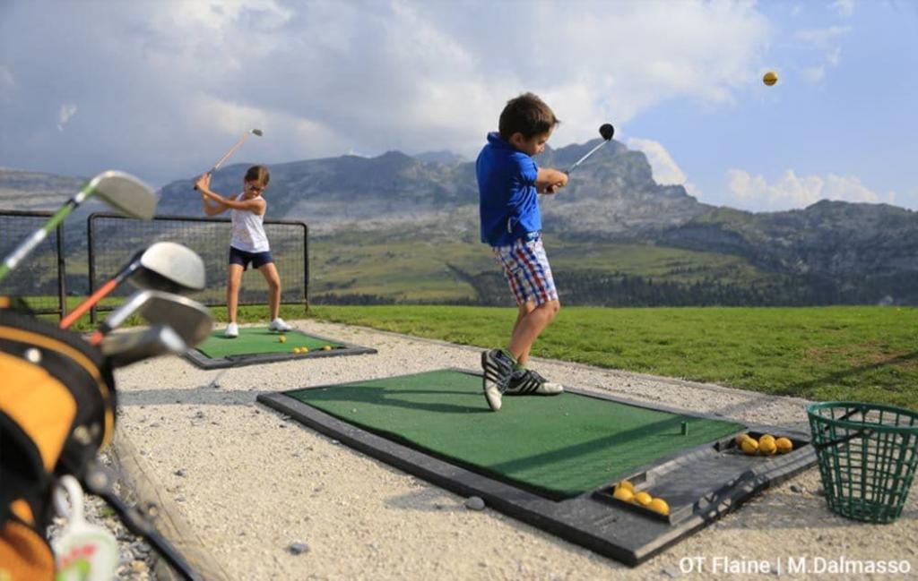 Slide Mini golf à Flaine