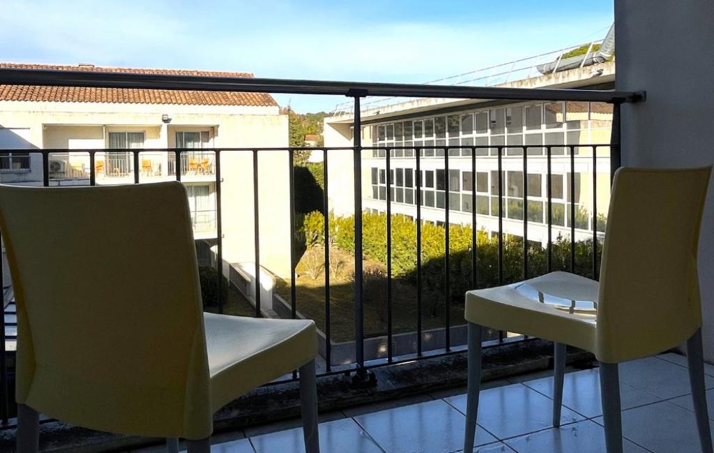 Slide Résidence Le Clos de la Chartreuse à Aix-en-Provence - Appartement 2 pièces 4 personnes - Balcon privatif