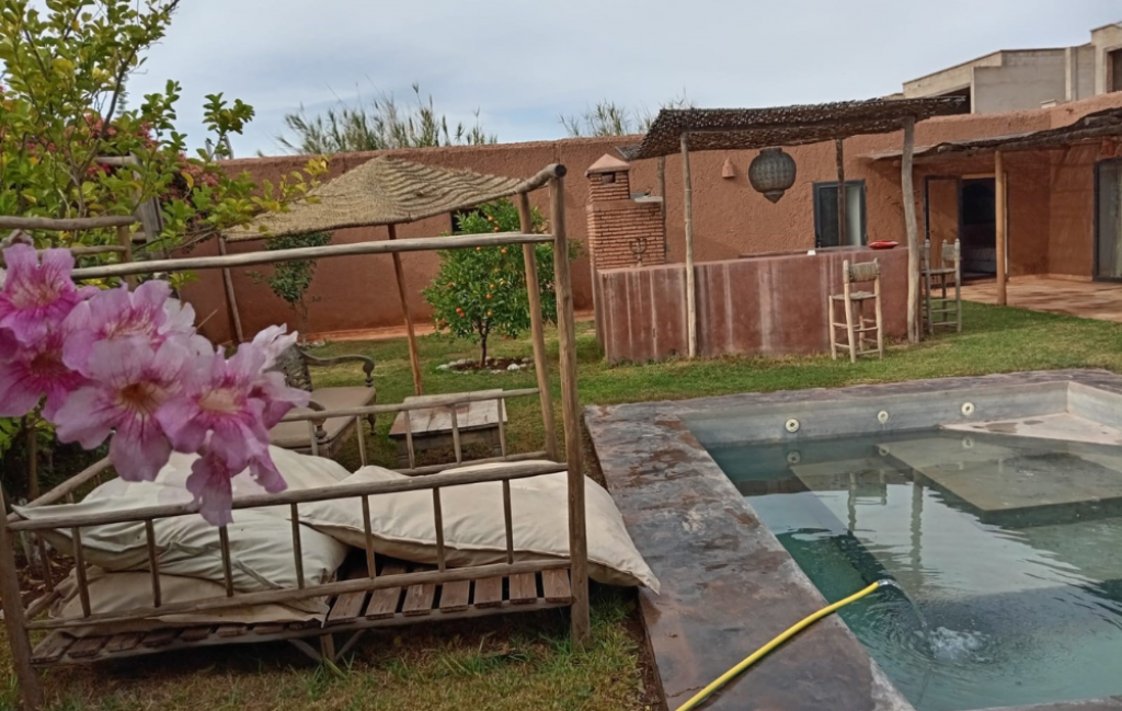 Slide Villa Dar Welness - piscine