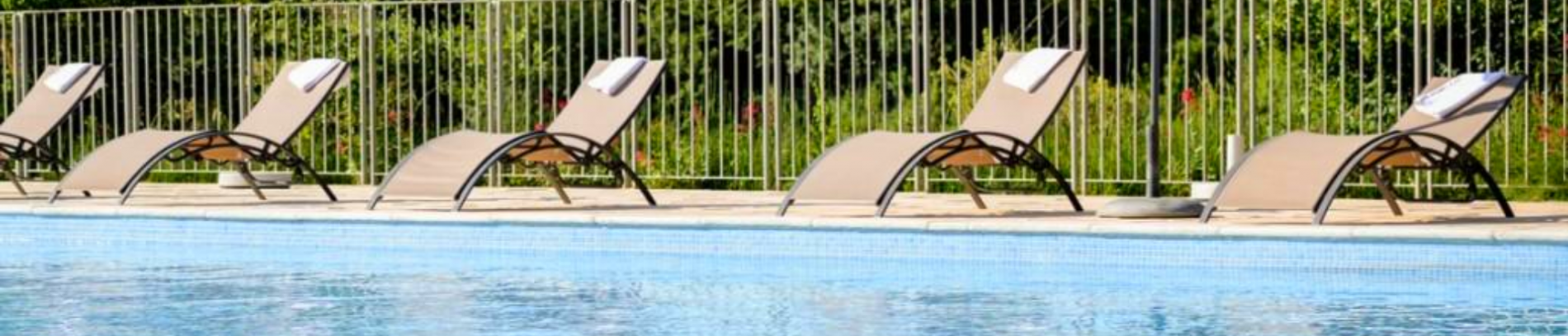 Slide Swimming pool - Château de Jouarres