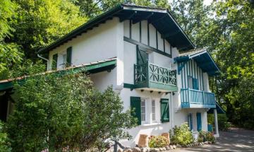 Les Collines Iduki ****