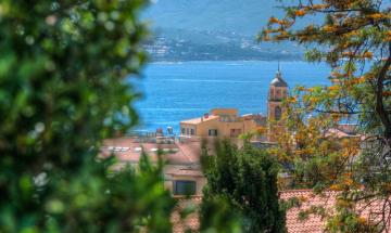 Les Bungalows A Pasturella by Ateya