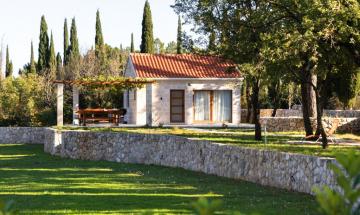 Maisonnettes Sveta Ana Lodges ***