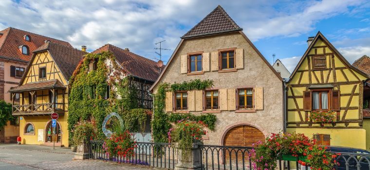 Historic street in Bergheim near the residence Le Domaine des Rois