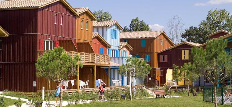 Buildings inspired by traditional oyster-farming cabins at the Les Rives Marines residence